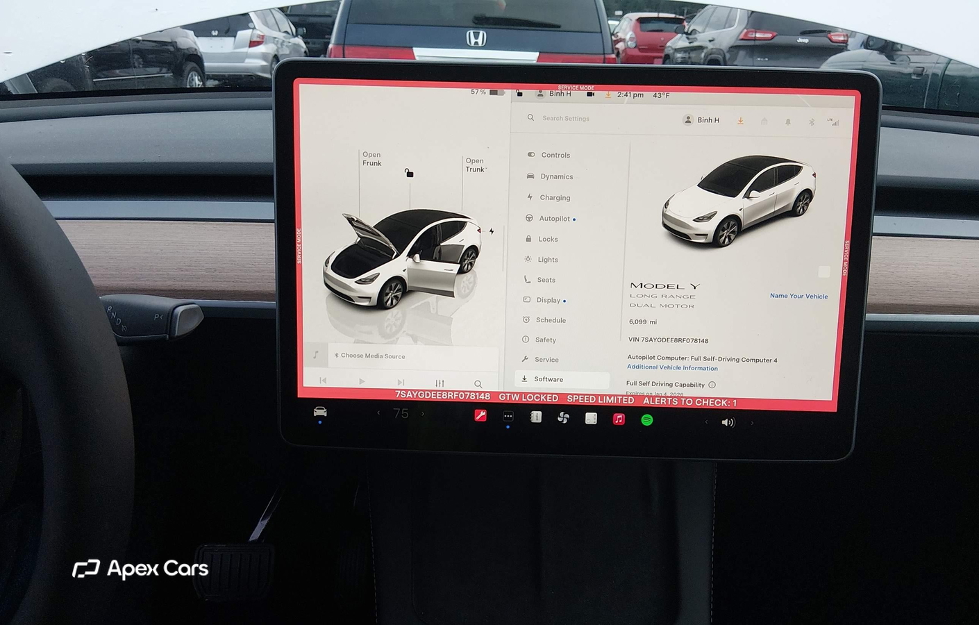 Tesla Model Y 2024