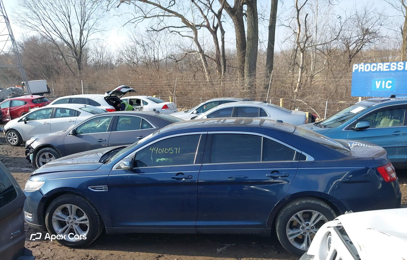 Ford Taurus 2017