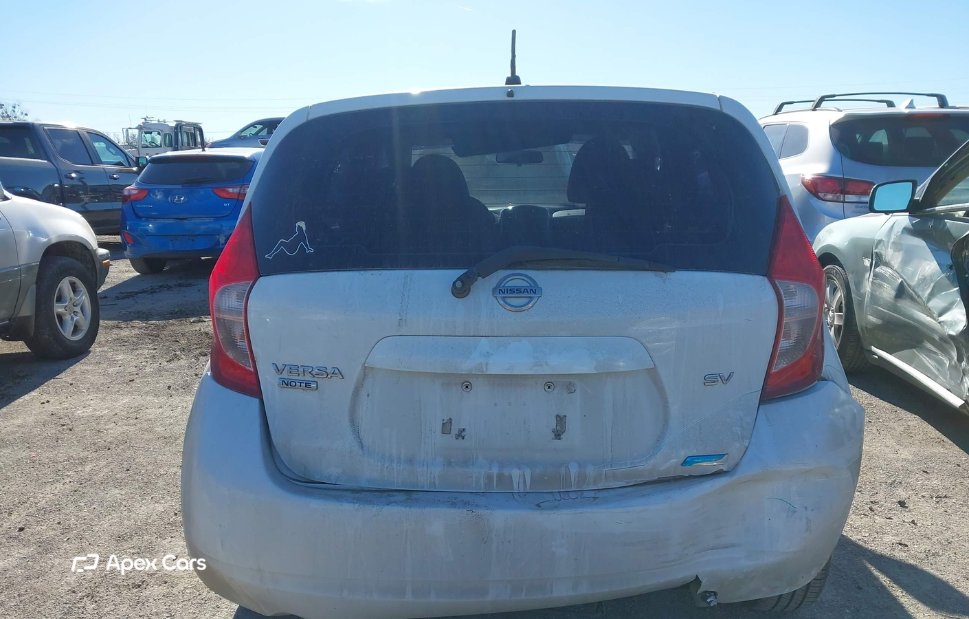 Nissan Versa 2015