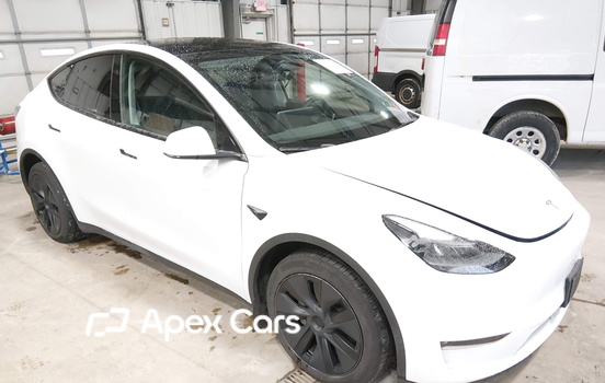 Tesla Model Y 2024 - Zdjęcie 1 z 16