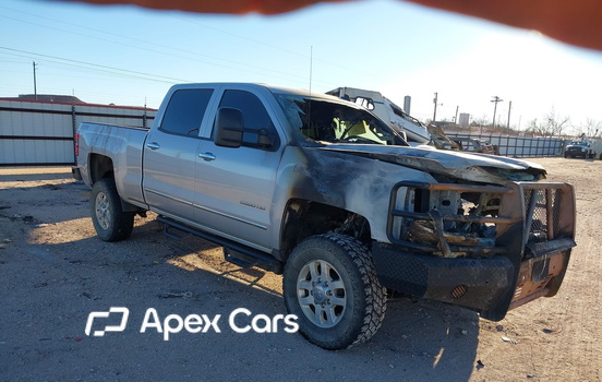 Chevrolet Silverado 2015 - Image 1 of 13