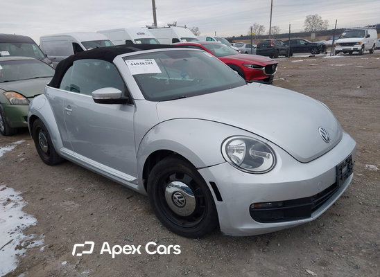 2015 Volkswagen Beetle - Image 1 of 5
