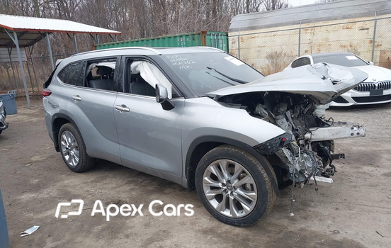 Toyota Highlander 2021 - Image 1 of 16