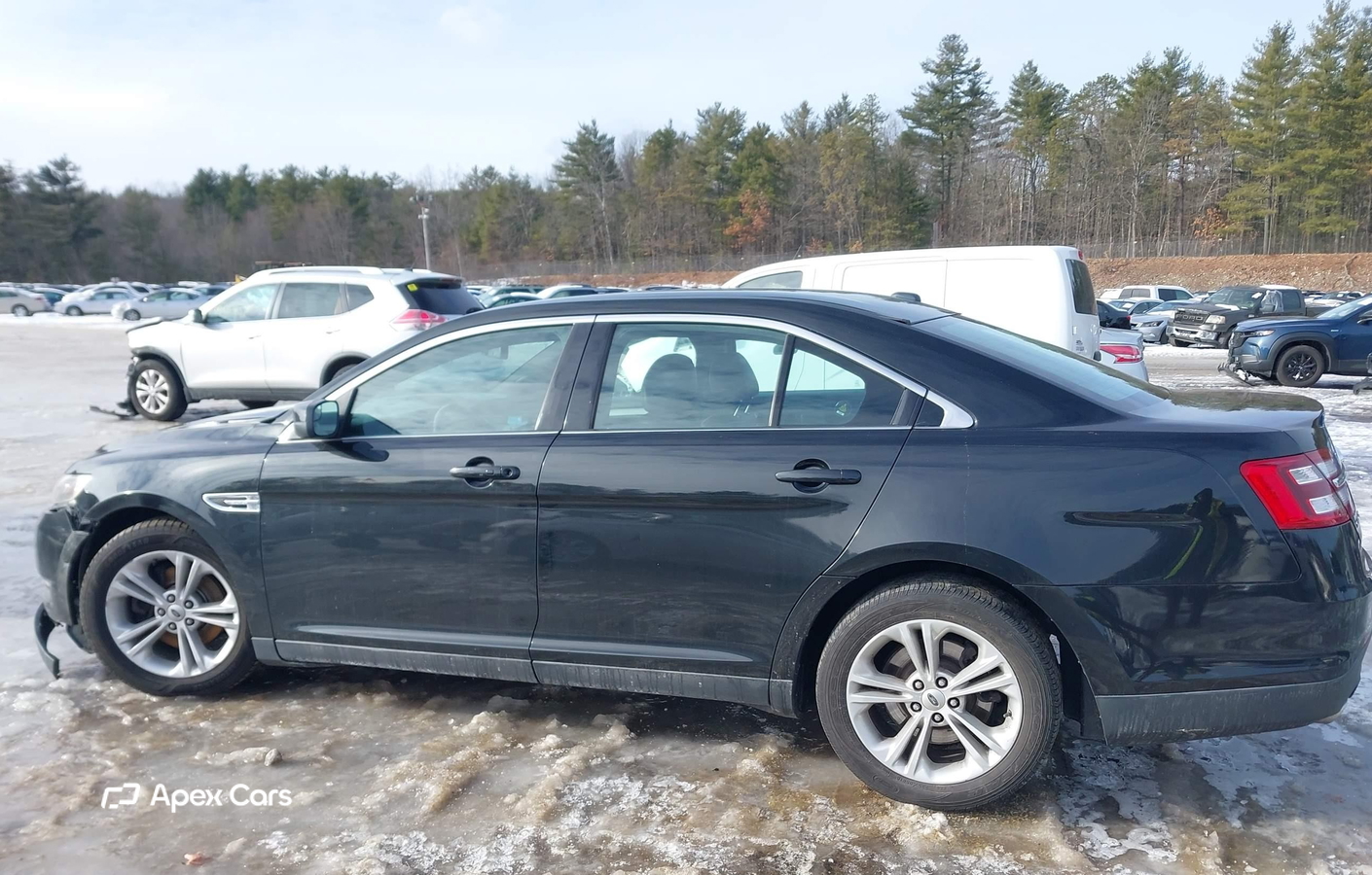 Ford Taurus 2015