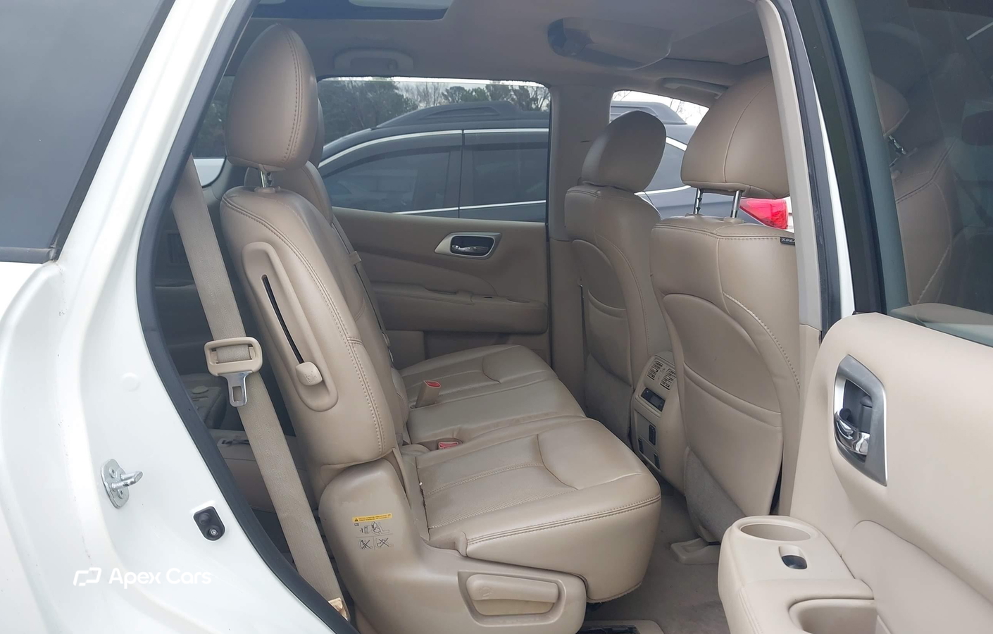 Nissan Pathfinder 2015