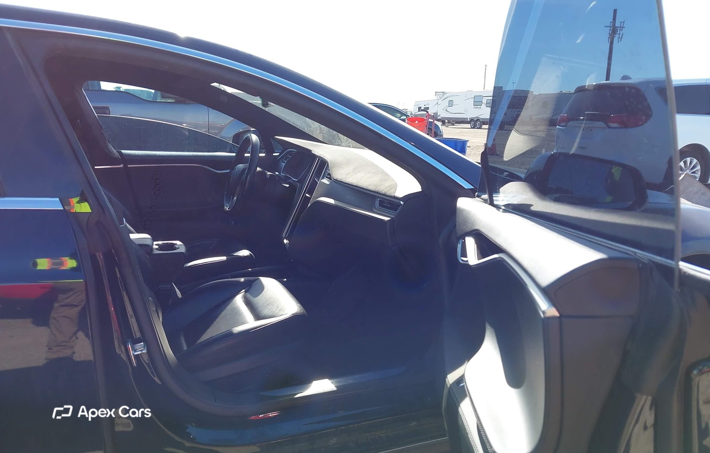 Tesla Model S 2015