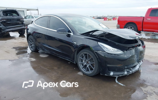 Tesla Model 3 2019 - Image 1 of 18