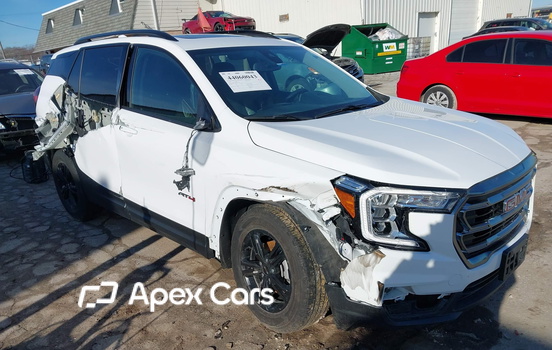GMC Terrain 2024 - Image 1 of 15