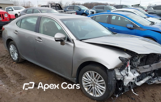 Lexus ES 2015 - Image 1 of 16
