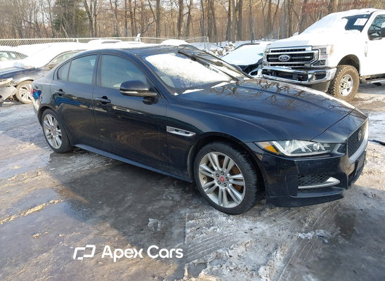 2017 Jaguar XE - Image 1 of 5