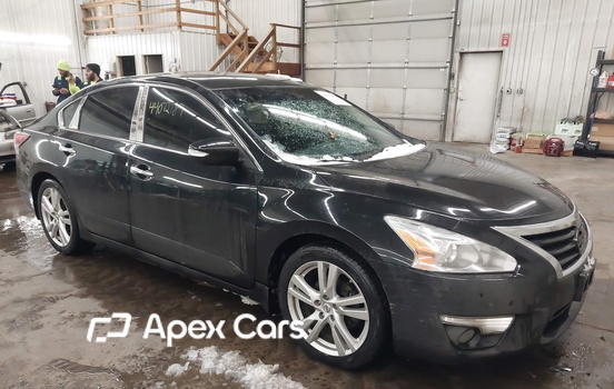 Nissan Altima 2015 - Image 1 of 11