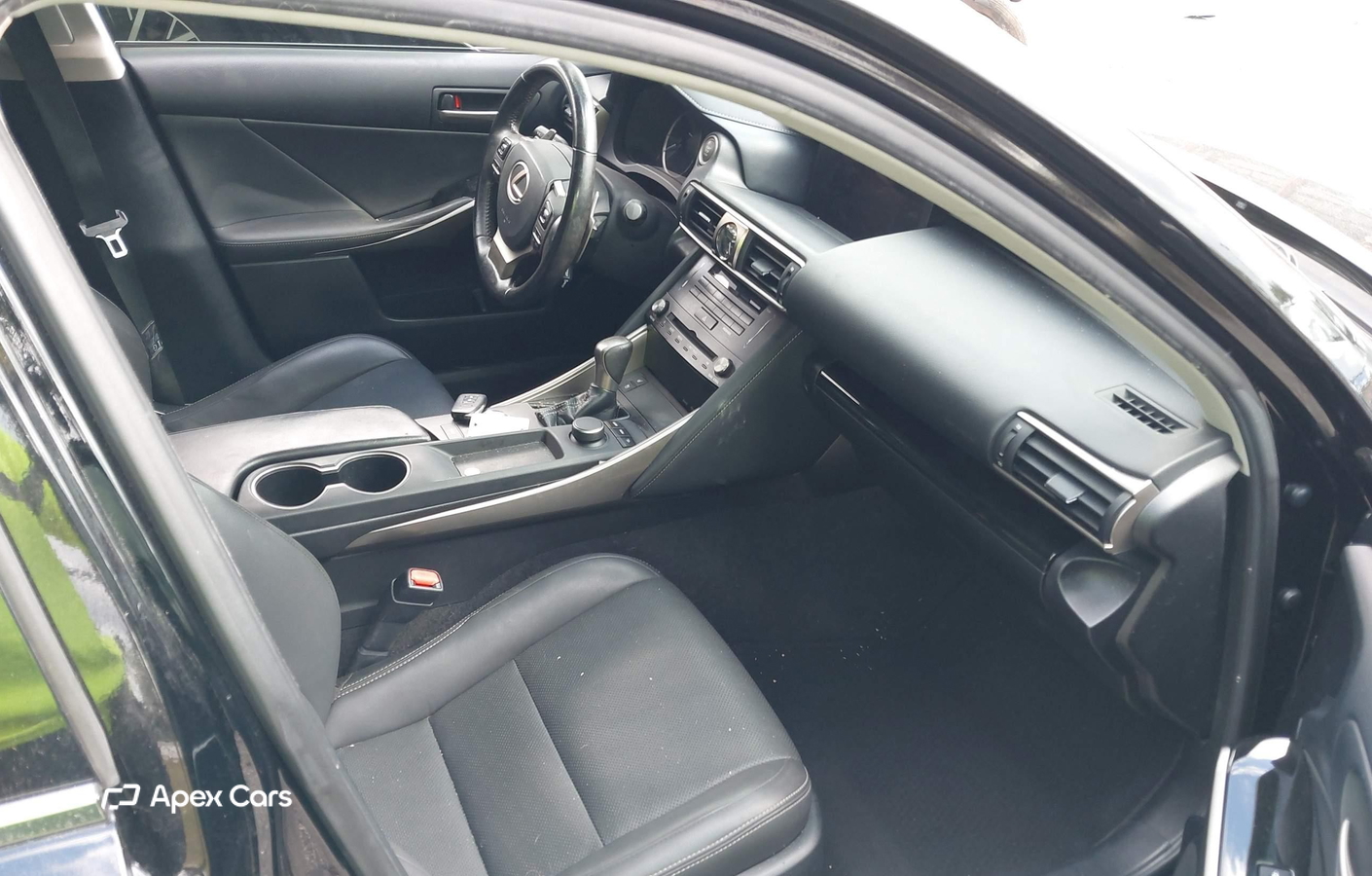 Lexus IS 2018