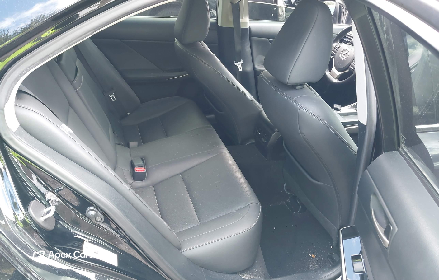 Lexus IS 2018