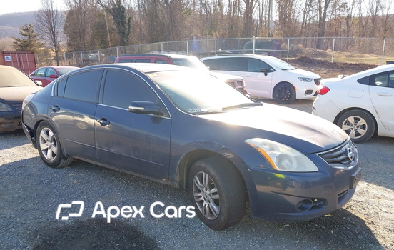 Nissan Altima 2010 - Image 1 of 15