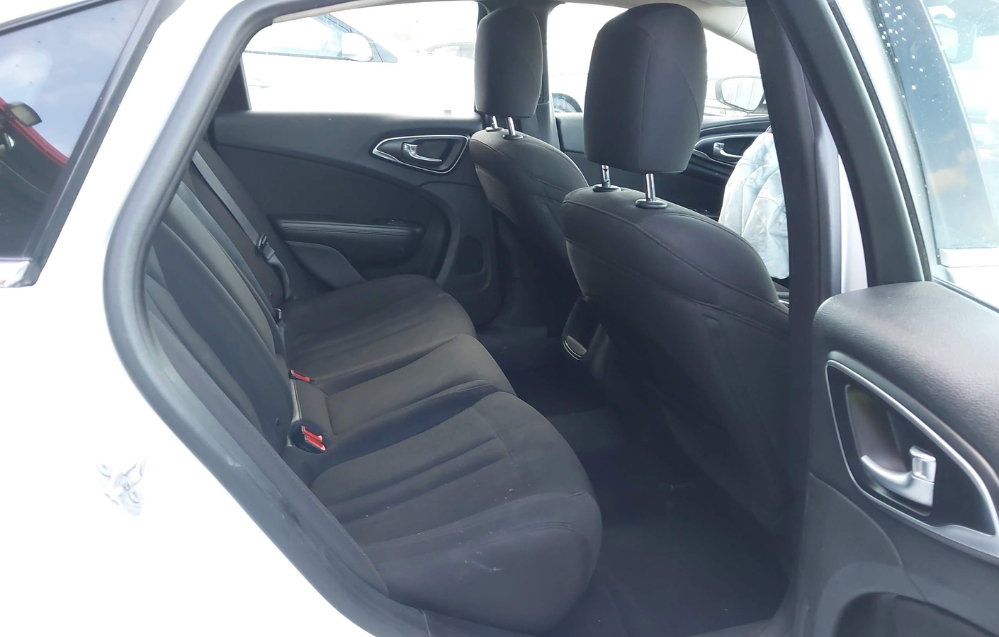 Chrysler 200 2015