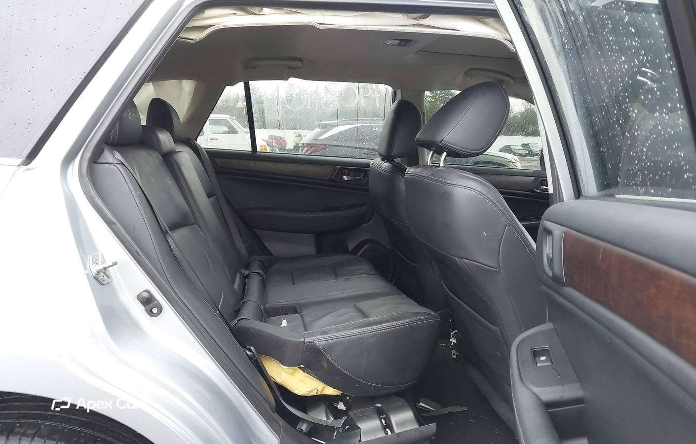 Subaru Outback 2015