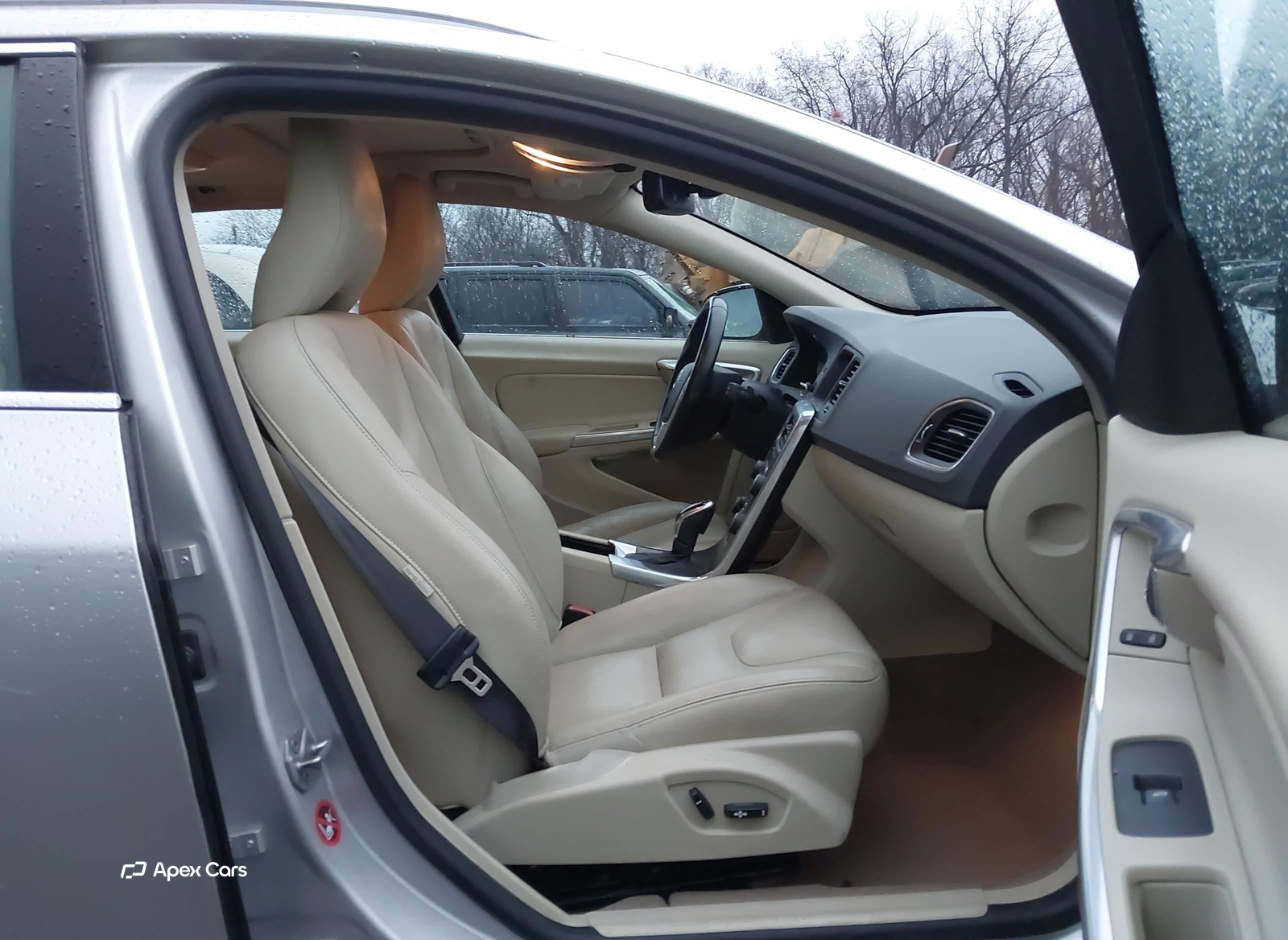 Volvo V60 2015