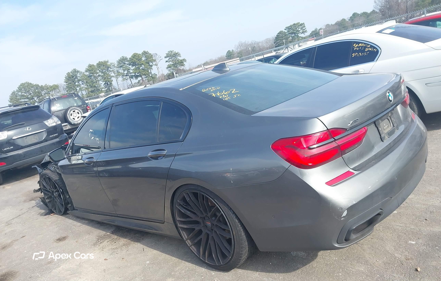 BMW Series 7 2016