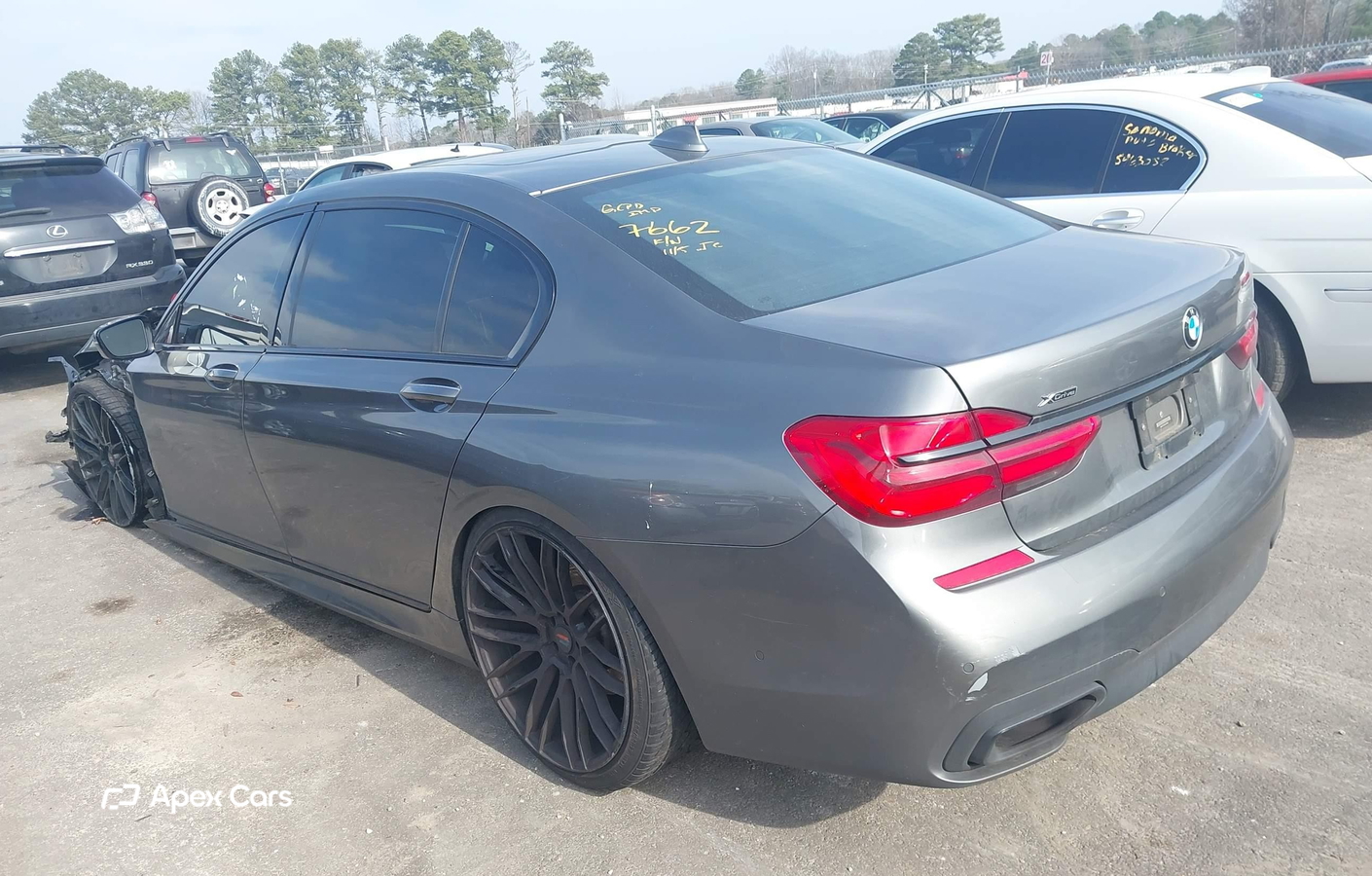 BMW Series 7 2016