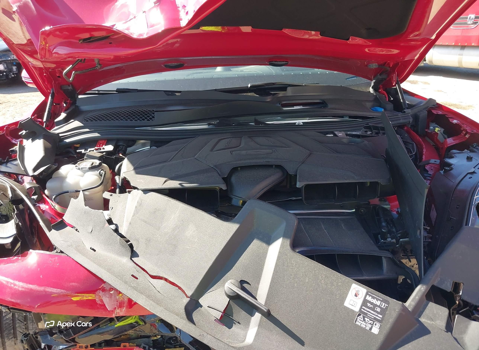 Porsche Cayenne Coupe 2025