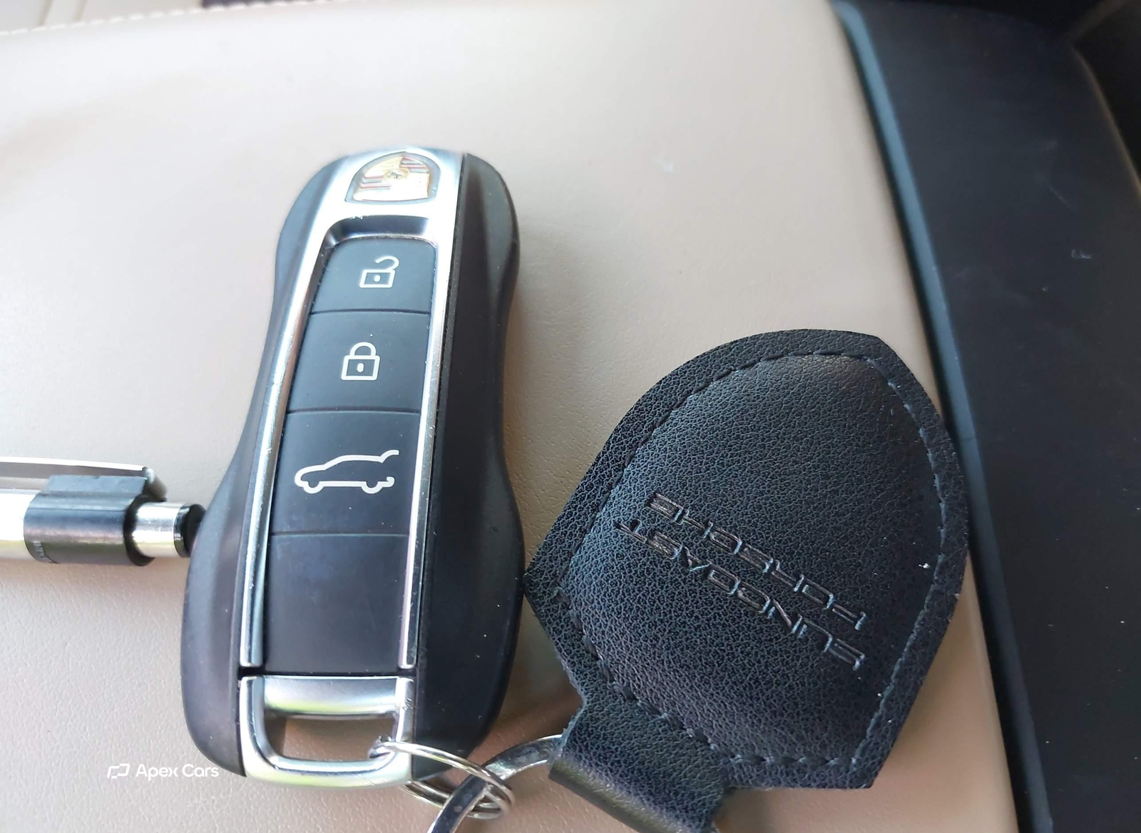 Porsche Cayenne Coupe 2025