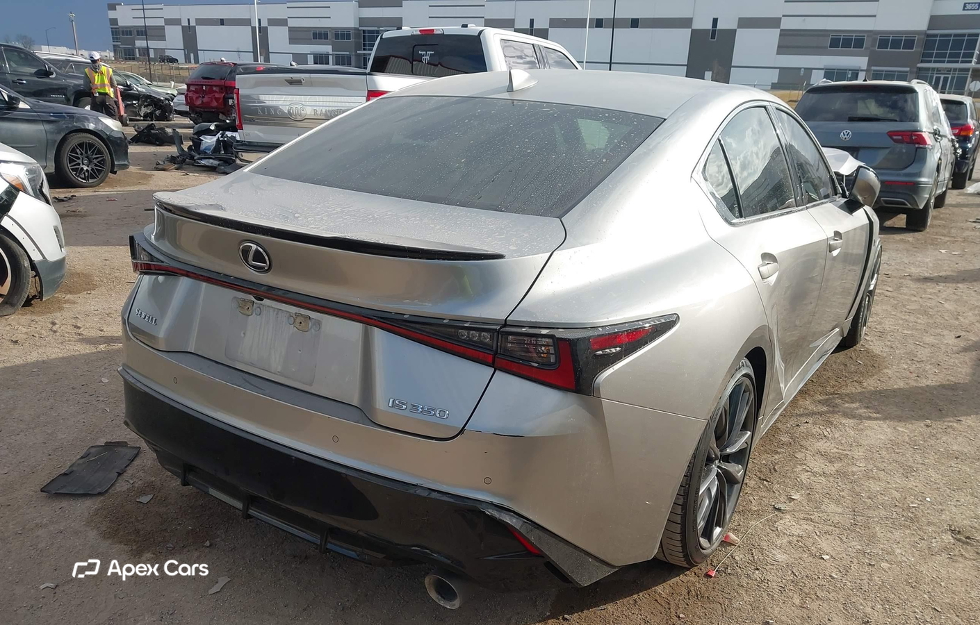 Lexus IS 2023