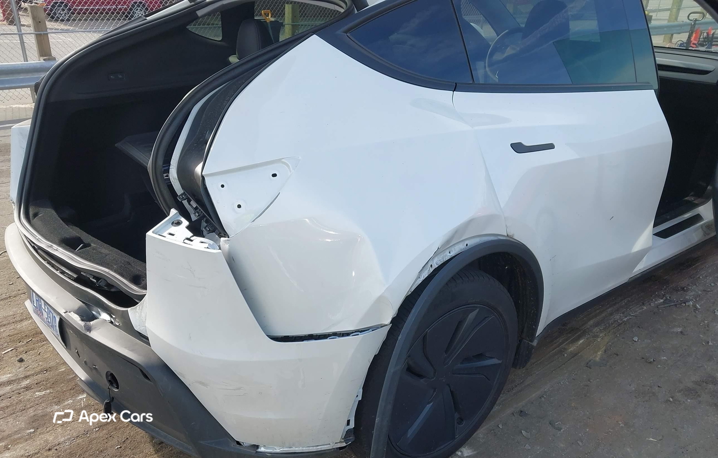 Tesla Model Y 2026