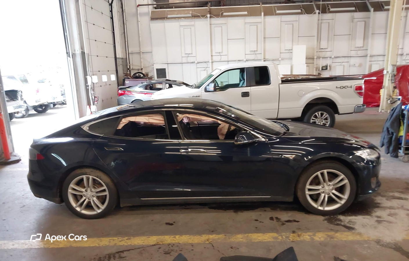 Tesla Model S 2013