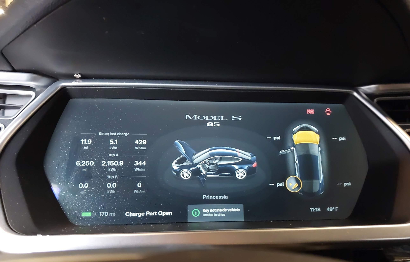 Tesla Model S 2013