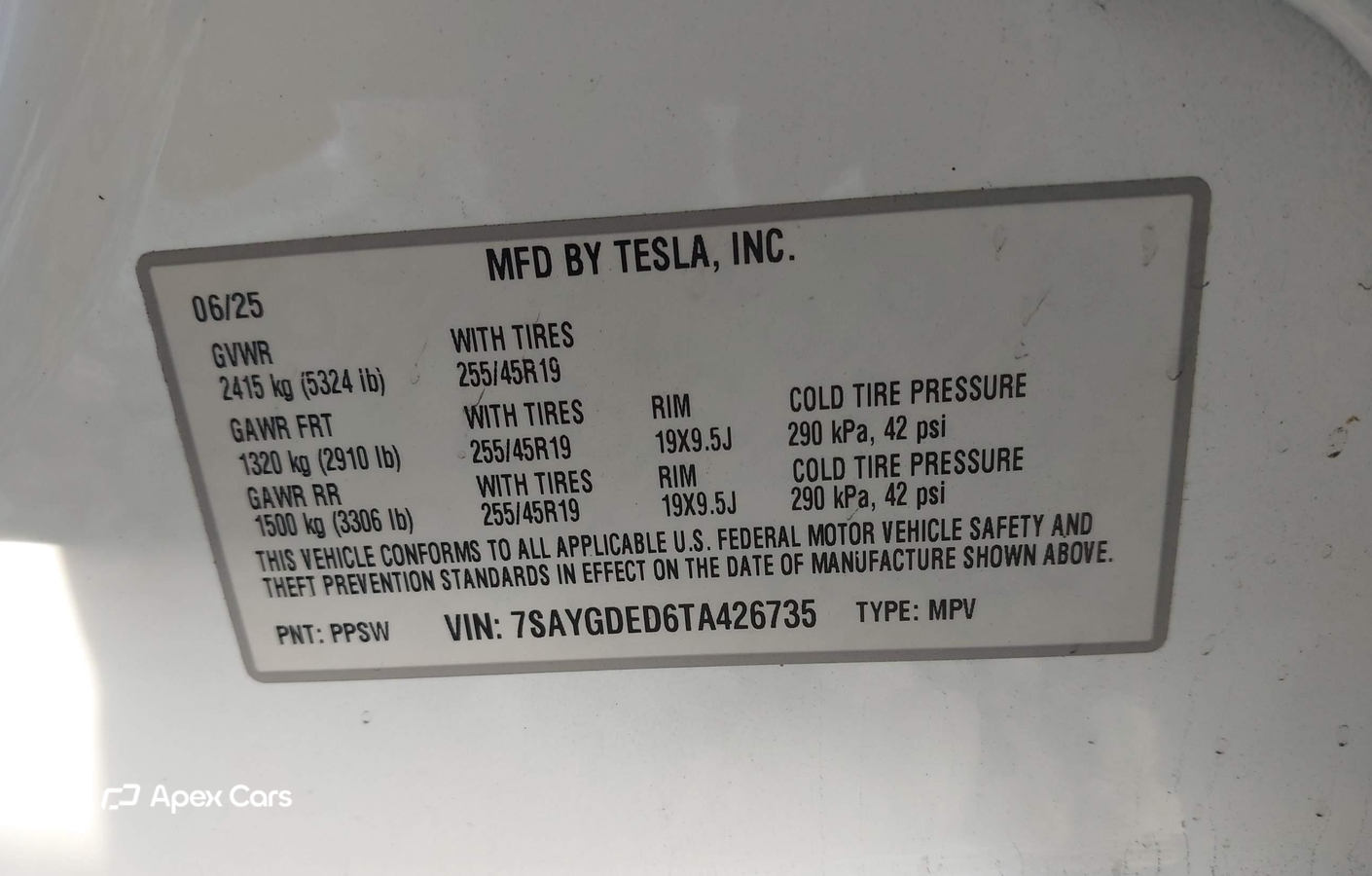 Tesla Model Y 2026