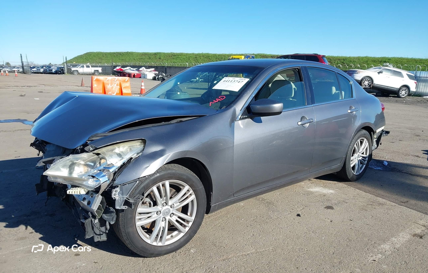 Infiniti G 2012