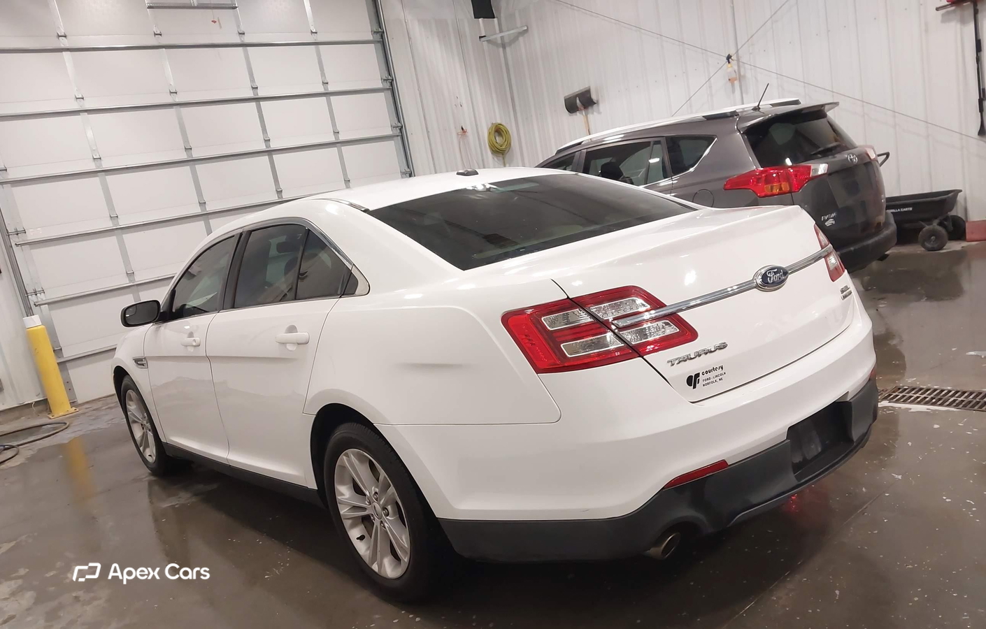 Ford Taurus 2013