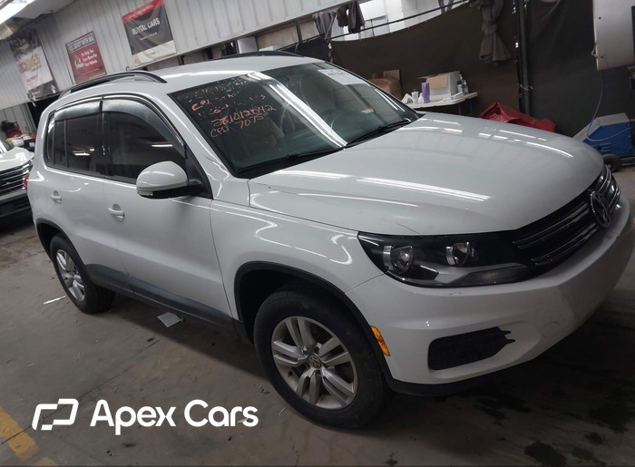 2017 Volkswagen Tiguan - Image 1 of 5