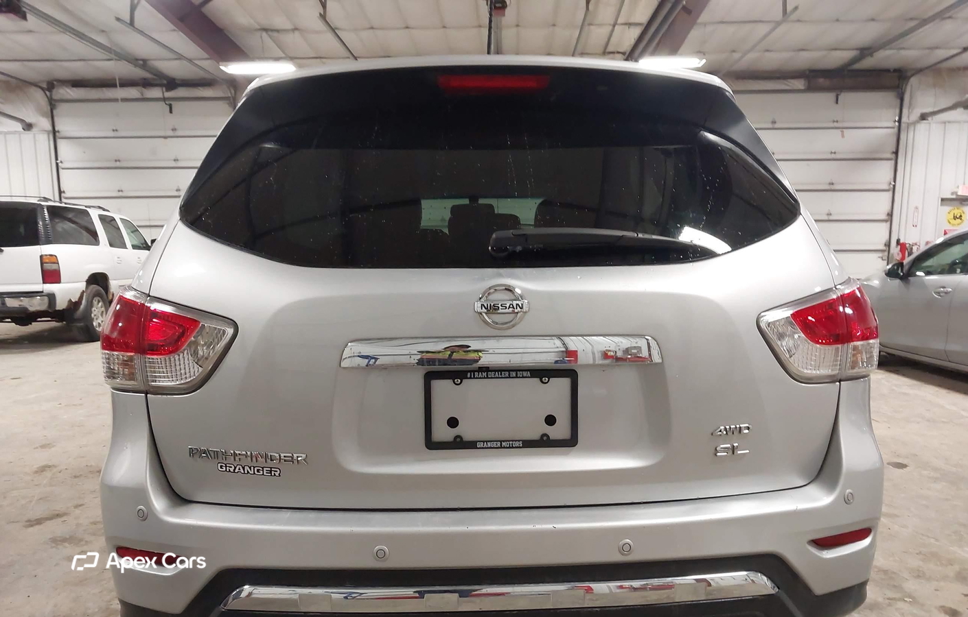 Nissan Pathfinder 2016