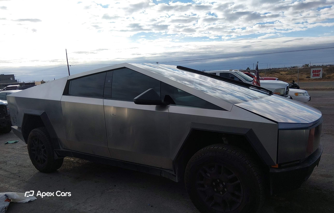 Tesla Cybertruck 2025