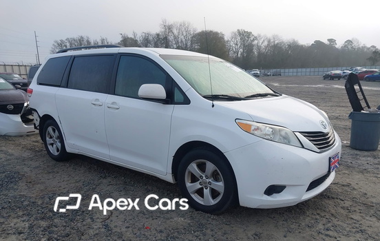 Toyota Sienna 2012 - Zdjęcie 1 z 17