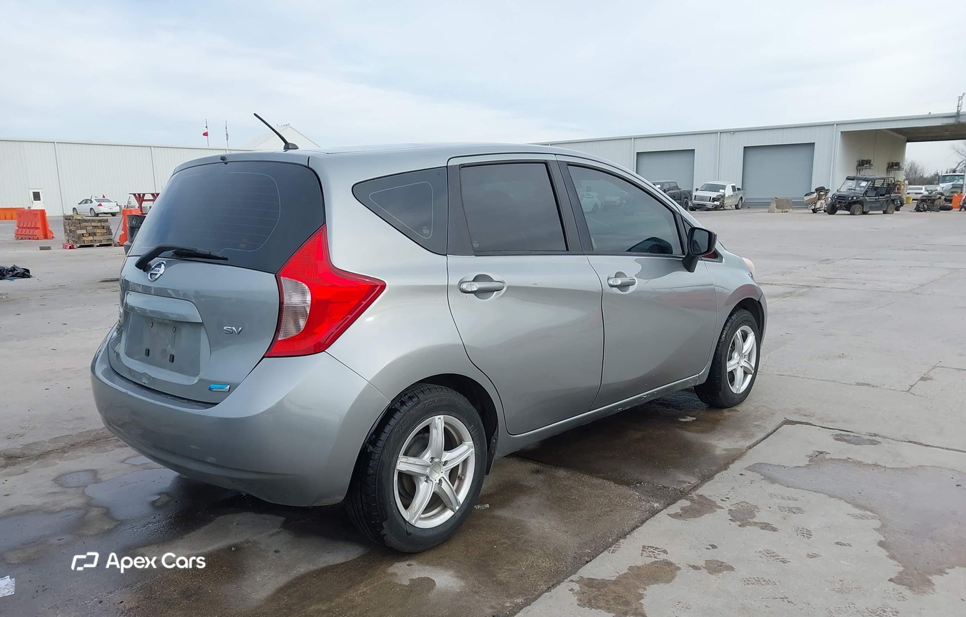 Nissan Versa 2015