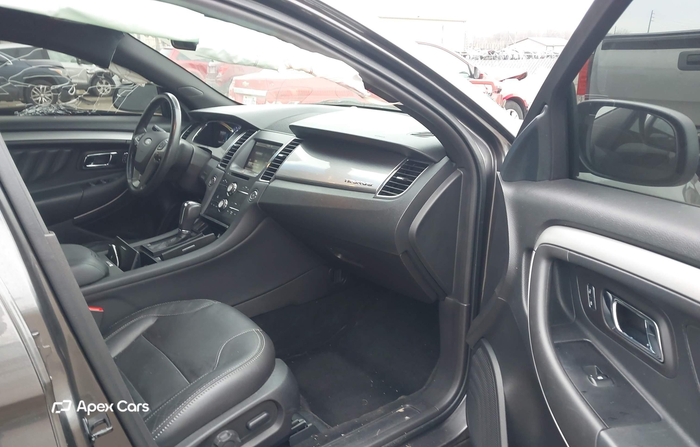 Ford Taurus 2015