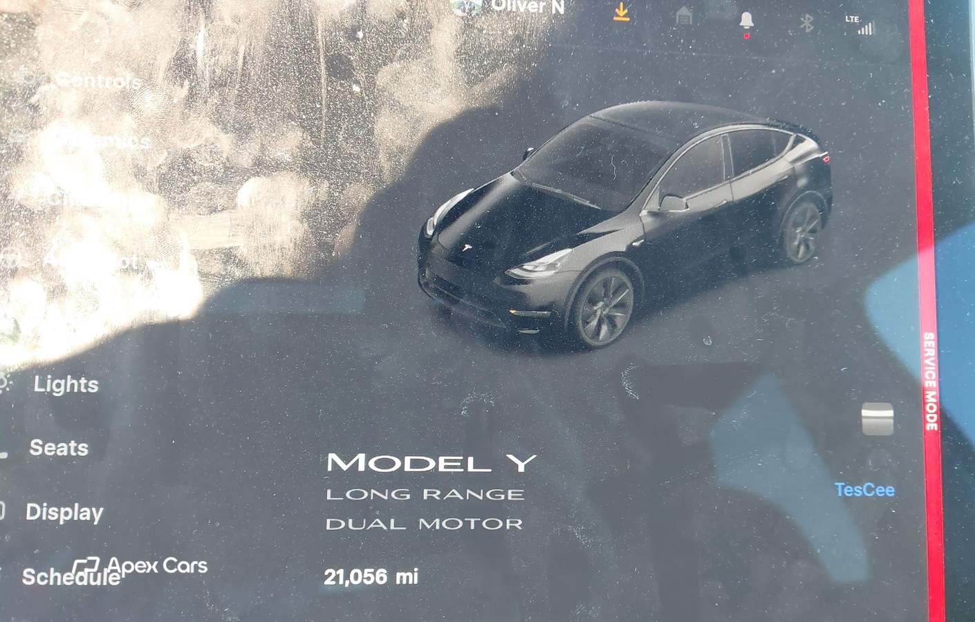 Tesla Model Y 2024