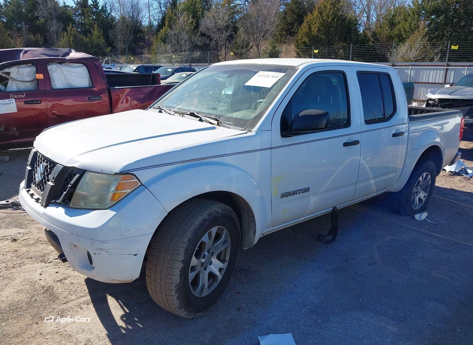 Suzuki Equator 2012