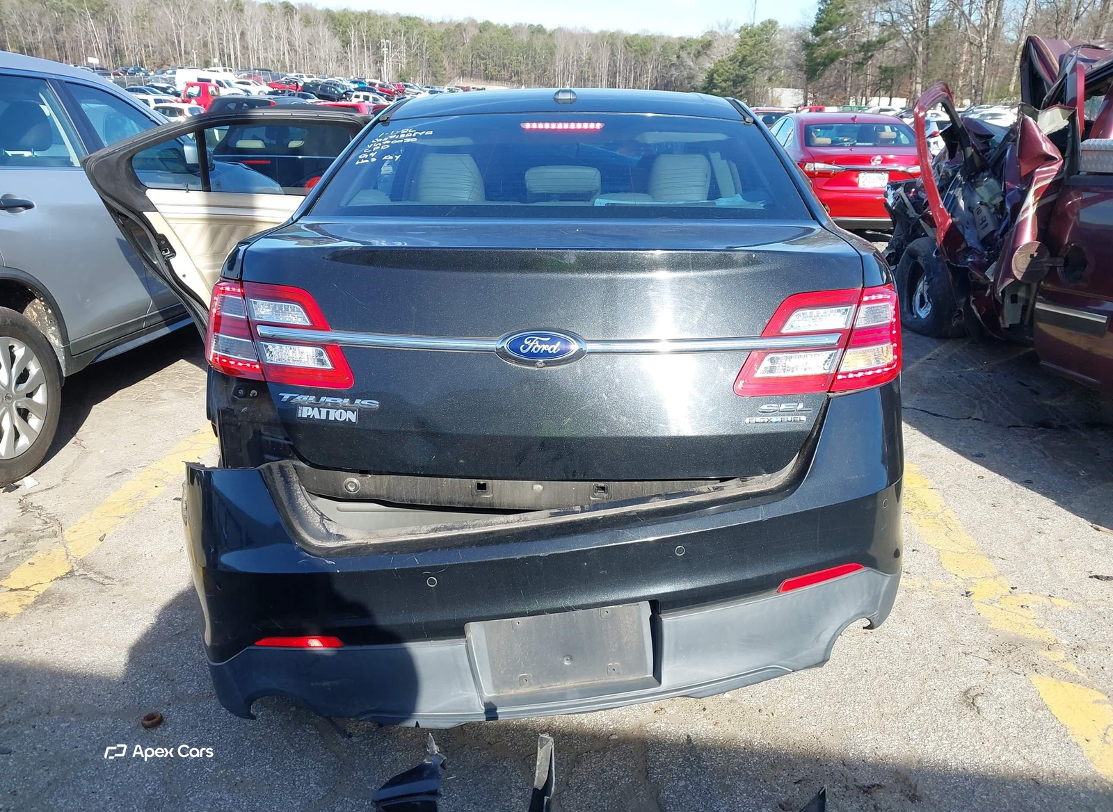 Ford Taurus 2014
