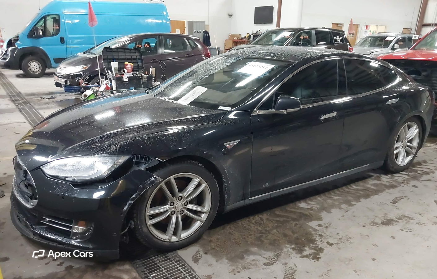 Tesla Model S 2015
