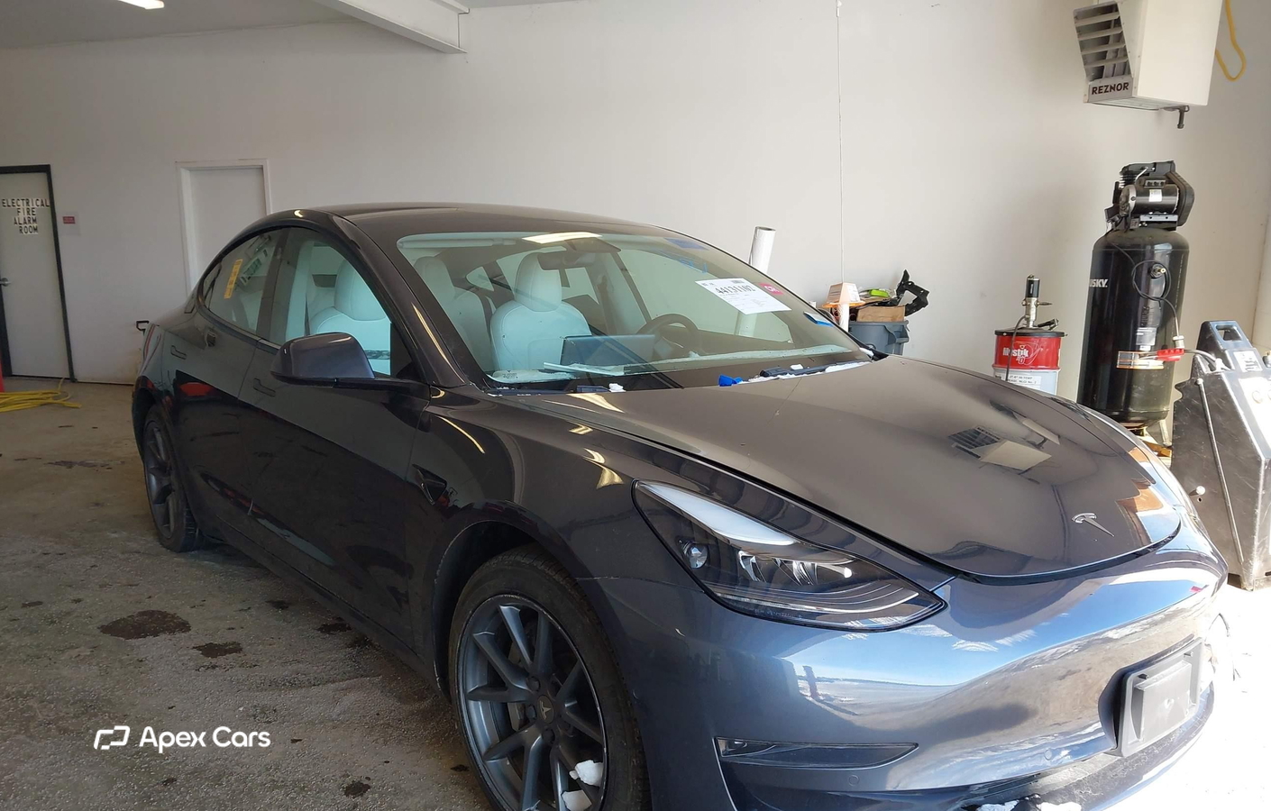 Tesla Model 3 2021