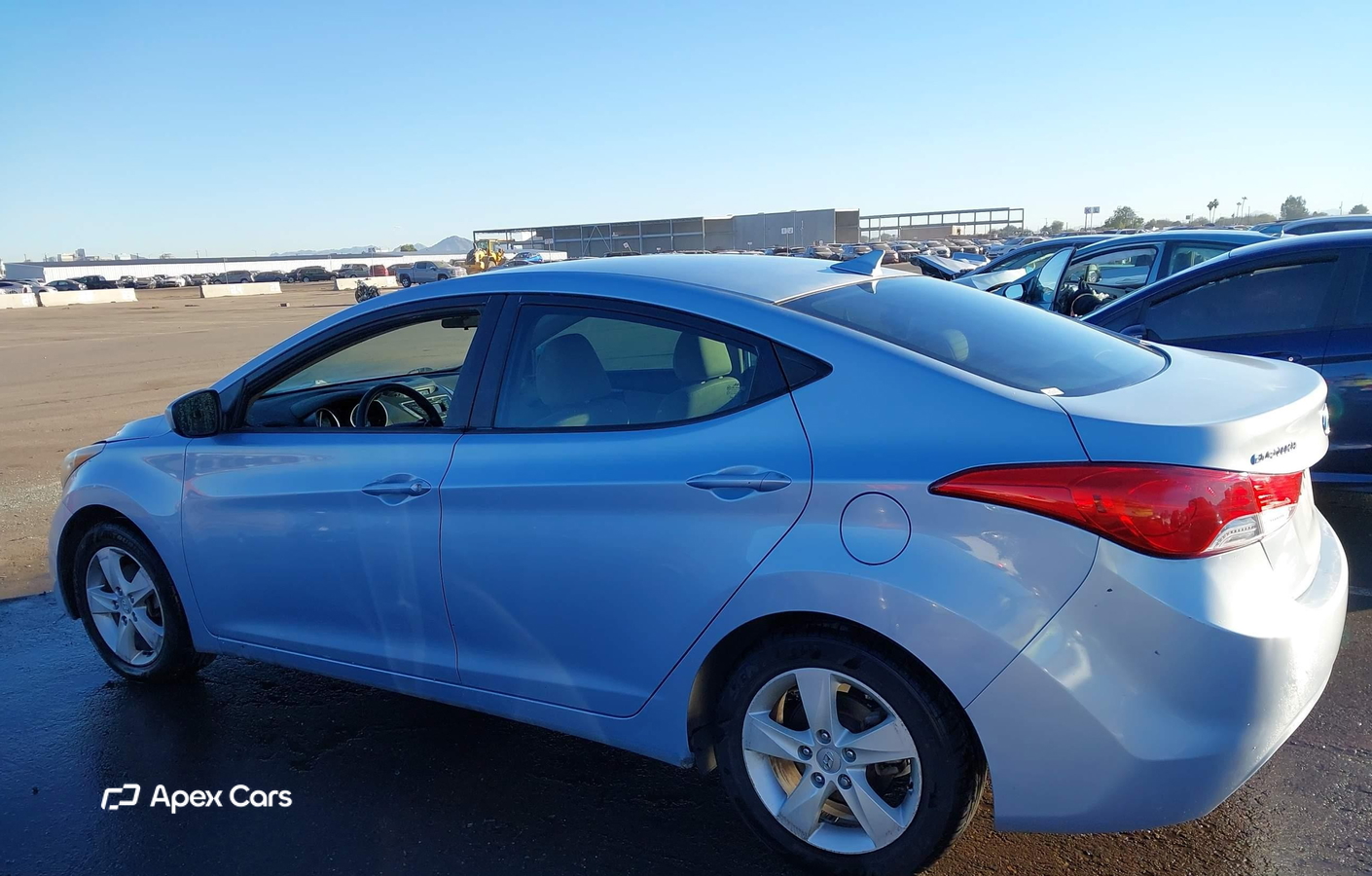 Hyundai Elantra 2012