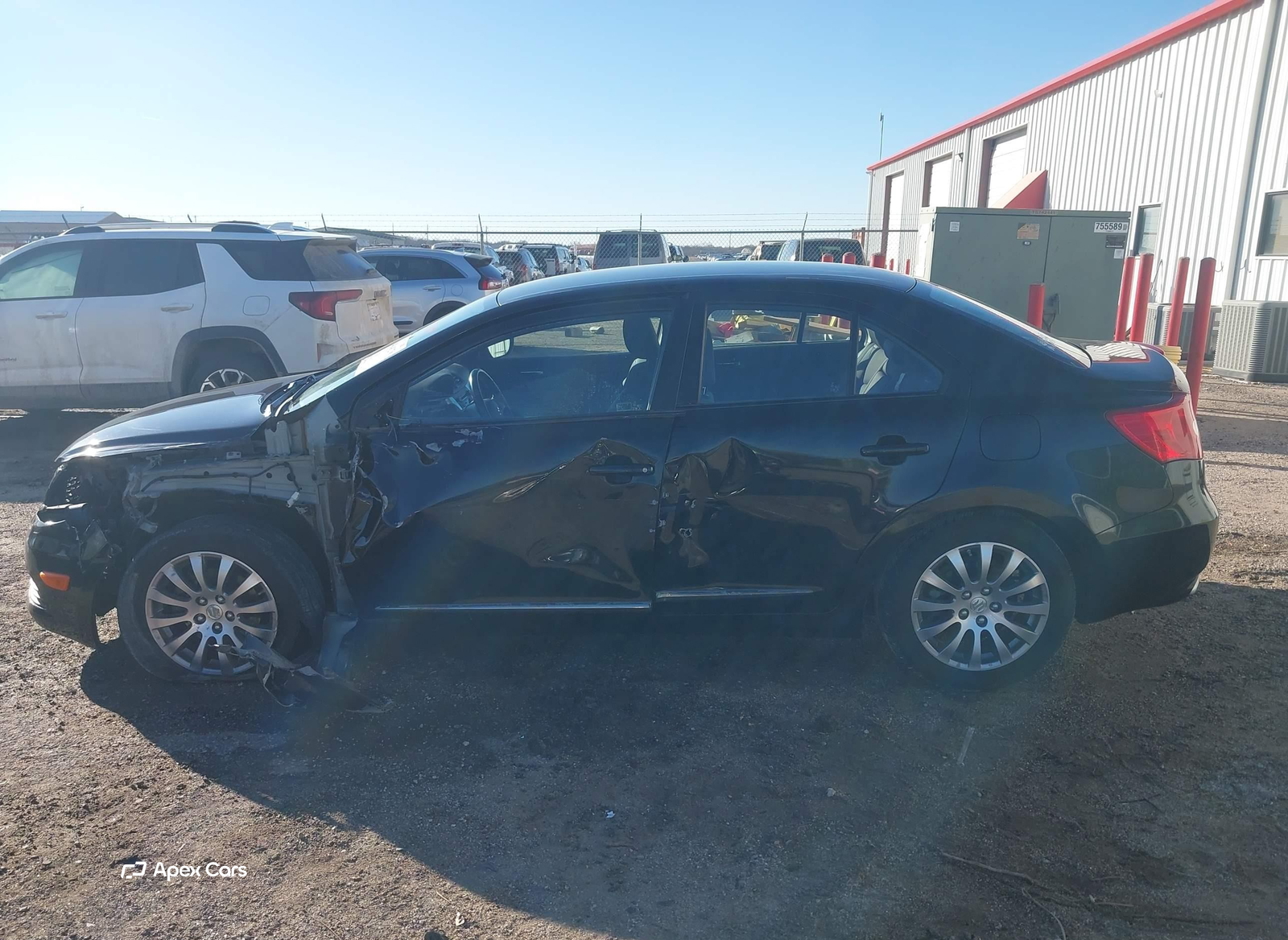 Suzuki Kizashi 2013