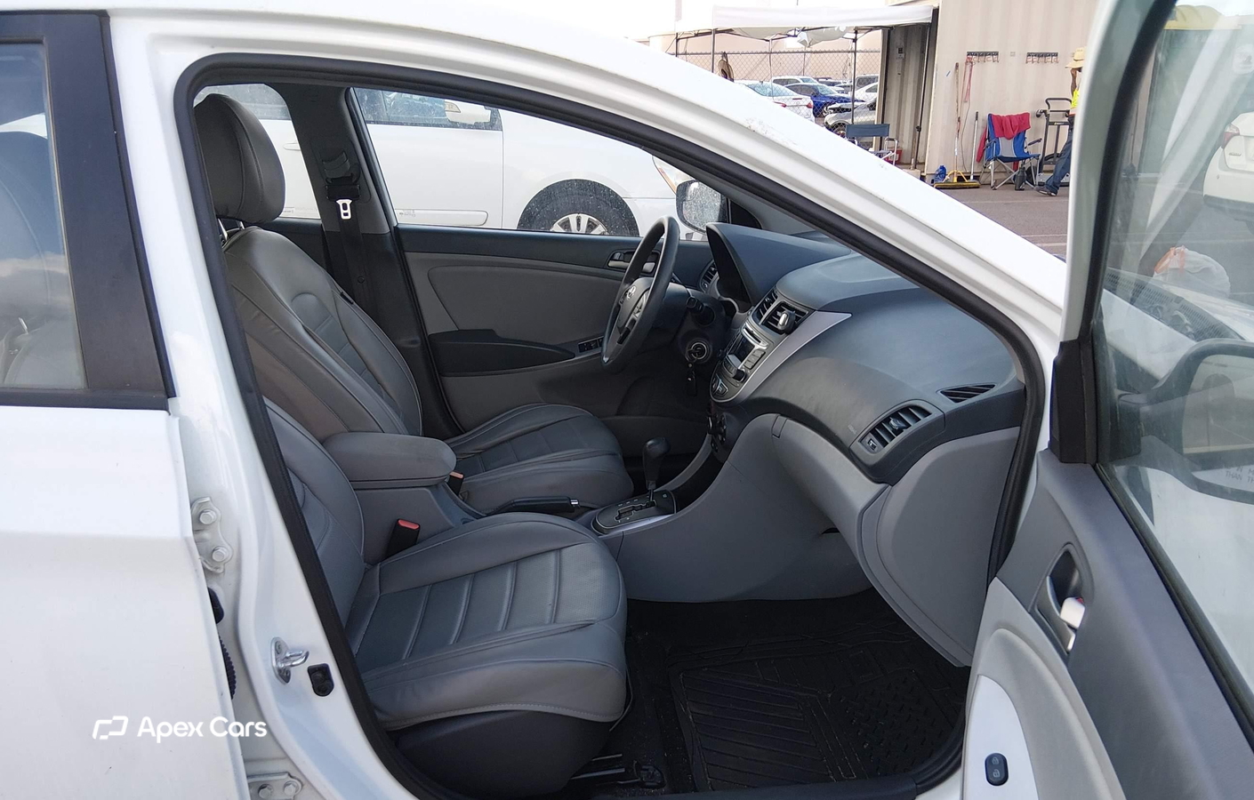 Hyundai Accent 2015