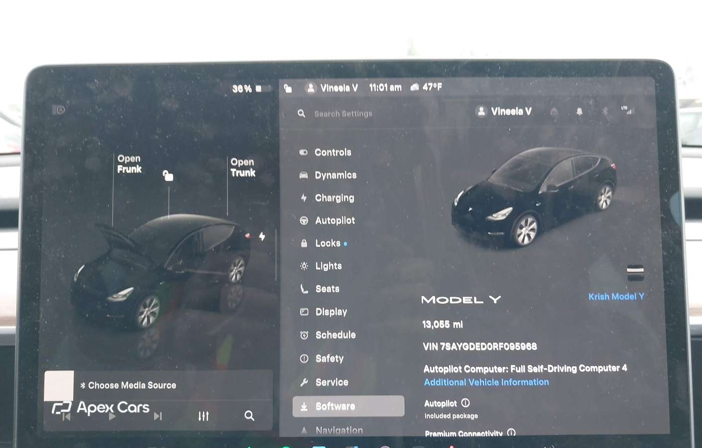 Tesla Model Y 2024