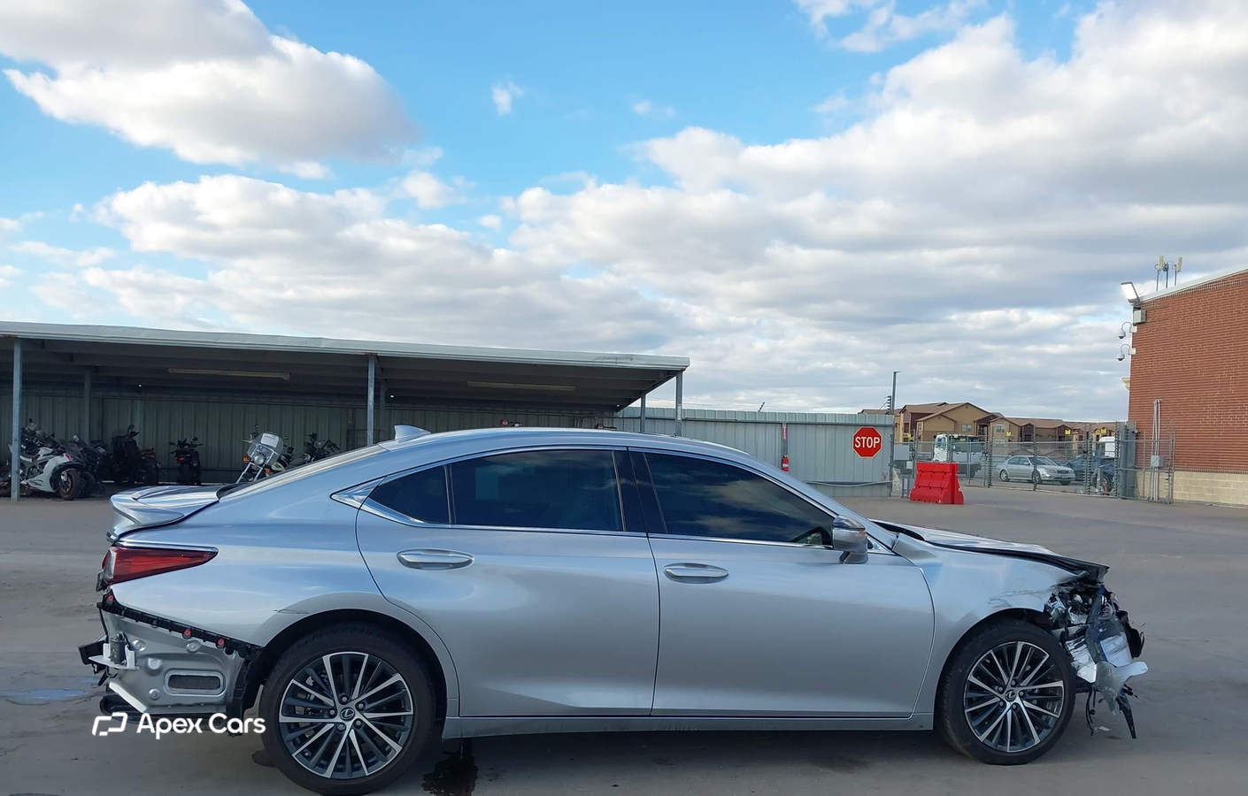 Lexus ES 2025