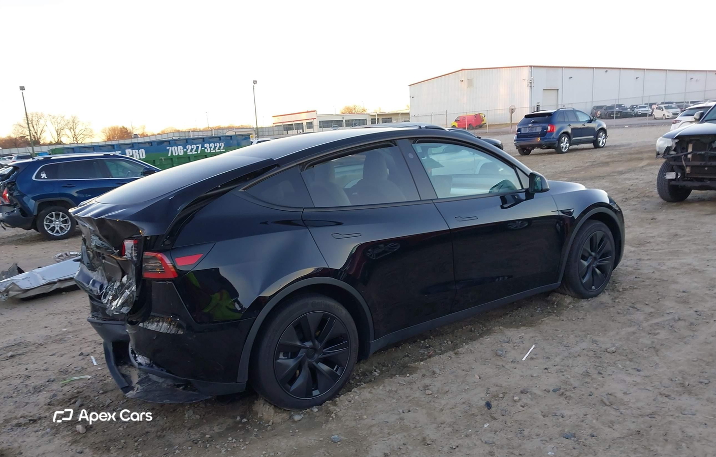 Tesla Model Y 2025