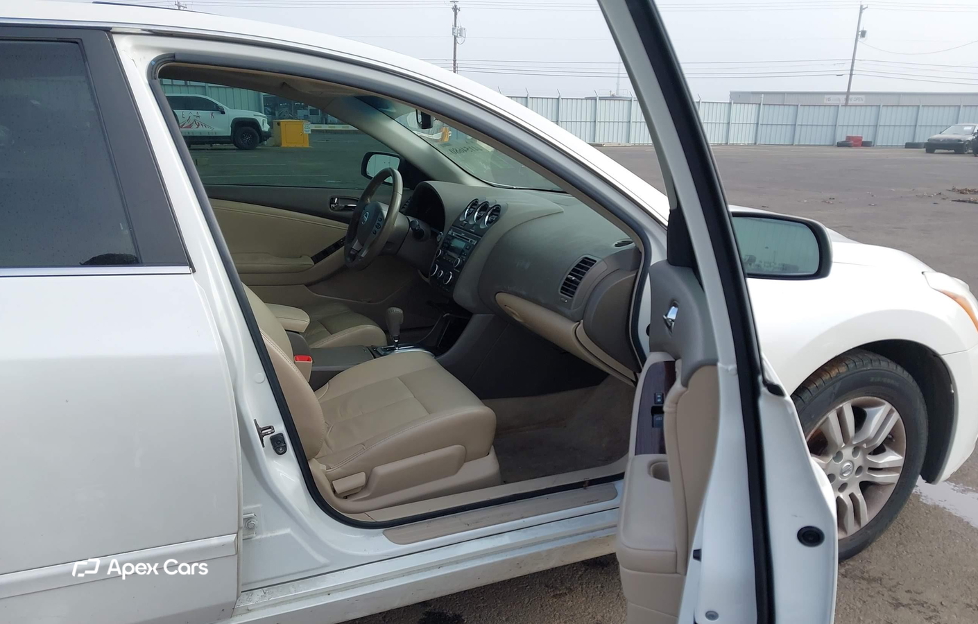 Nissan Altima 2010